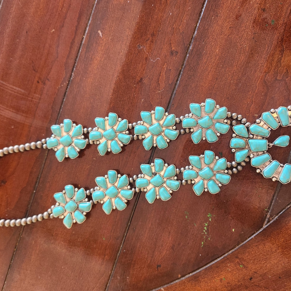 Faux Turquoise Floral Necklace